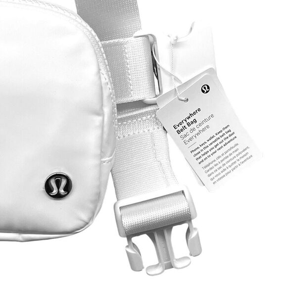 LULULEMON Bright White Everywhere Belt Bag NWT | Perfect Bride-to-Be Accessory - Picture 2 of 13
